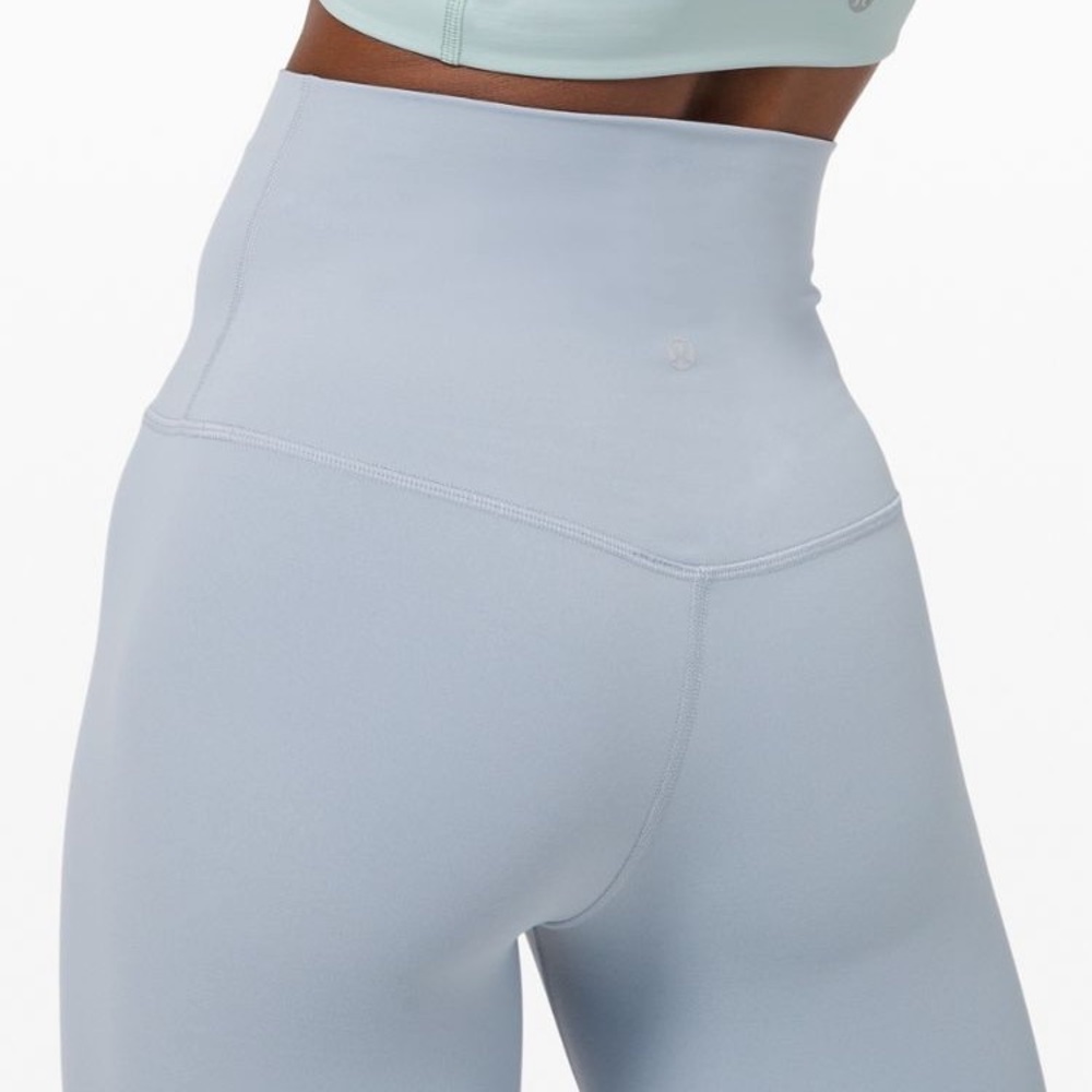 ๐ฅ Lululemon Align 21โ SHR Chambray 6 - Picture 4 of 7